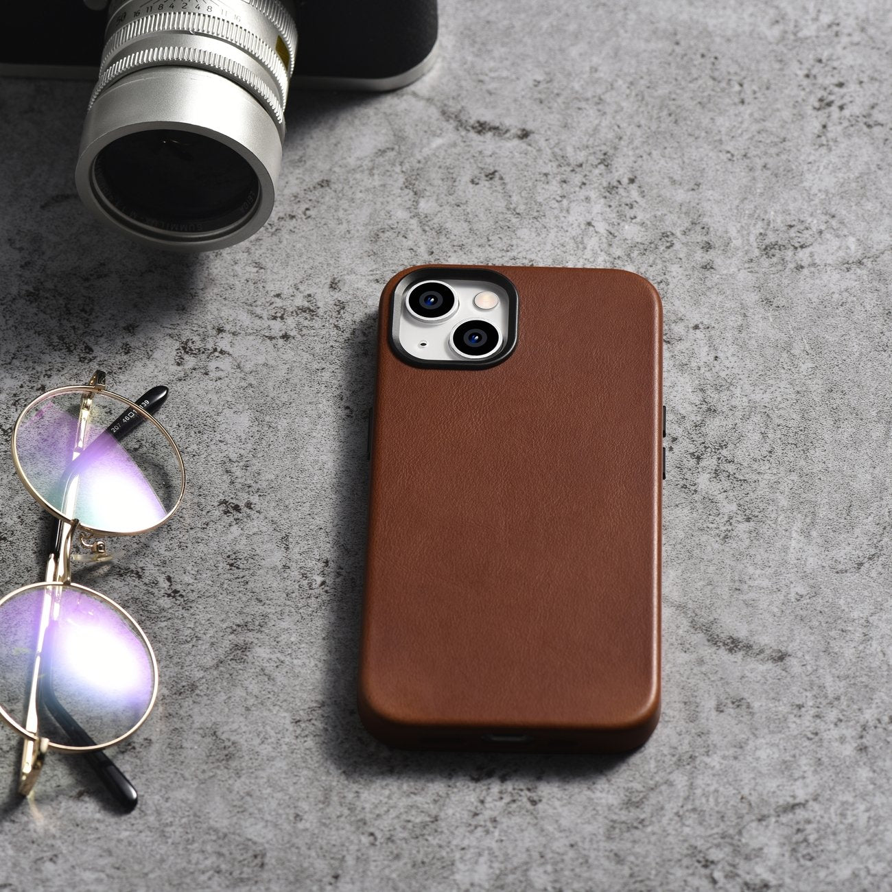 Ümbris iCarer Oil Wax Premium Leather iPhone 14 Plus MagSafe (pruun)